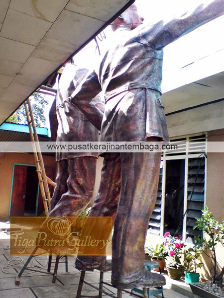 patung tembaga